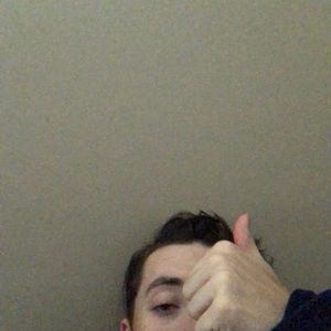 Meet your Posher, Logan